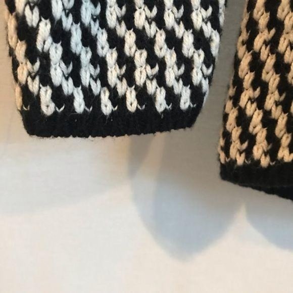 Loft Women's XSmall Black/White Houndstooth Sweater XS - Picture 4 of 6